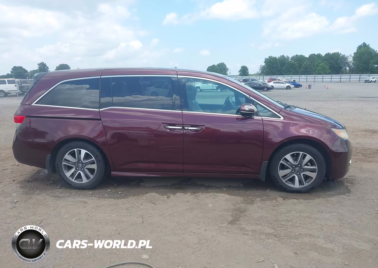 2015 Honda Odyssey Touring-Touring Elite VIN:5FNRL5H91FB108751 - 13