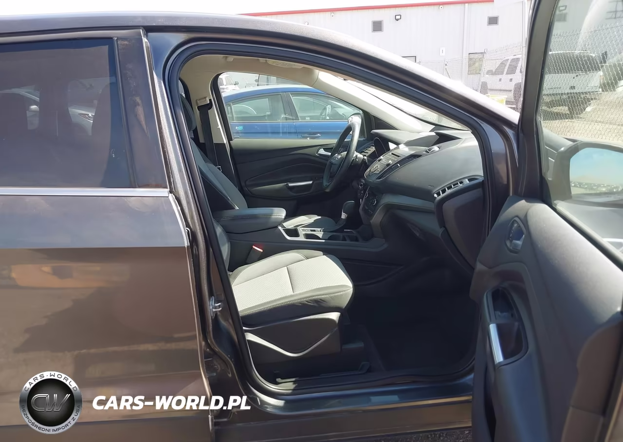 2017 Ford Escape Se VIN:1FMCU9G94HUE50406 - 5
