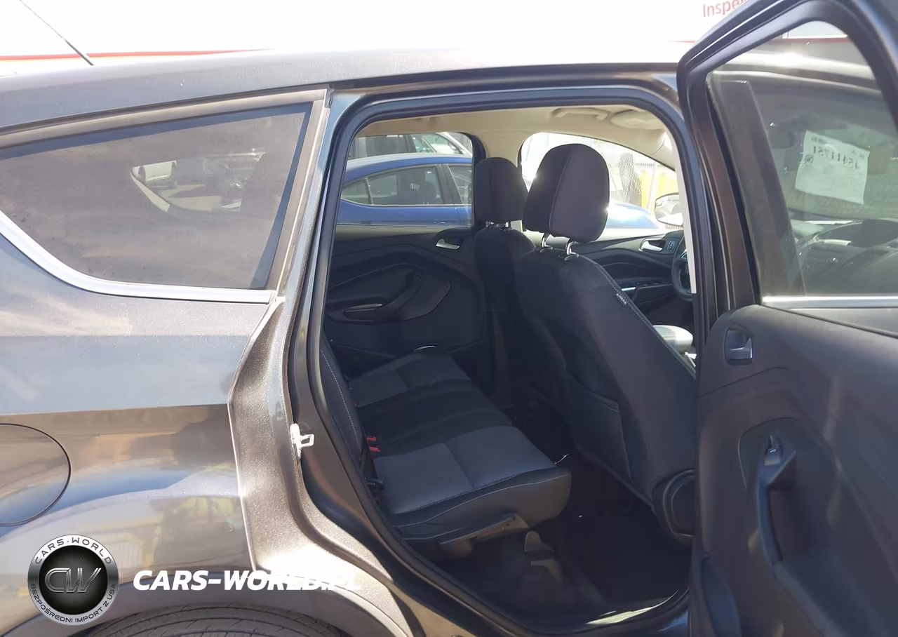 2017 Ford Escape Se VIN:1FMCU9G94HUE50406 - 8