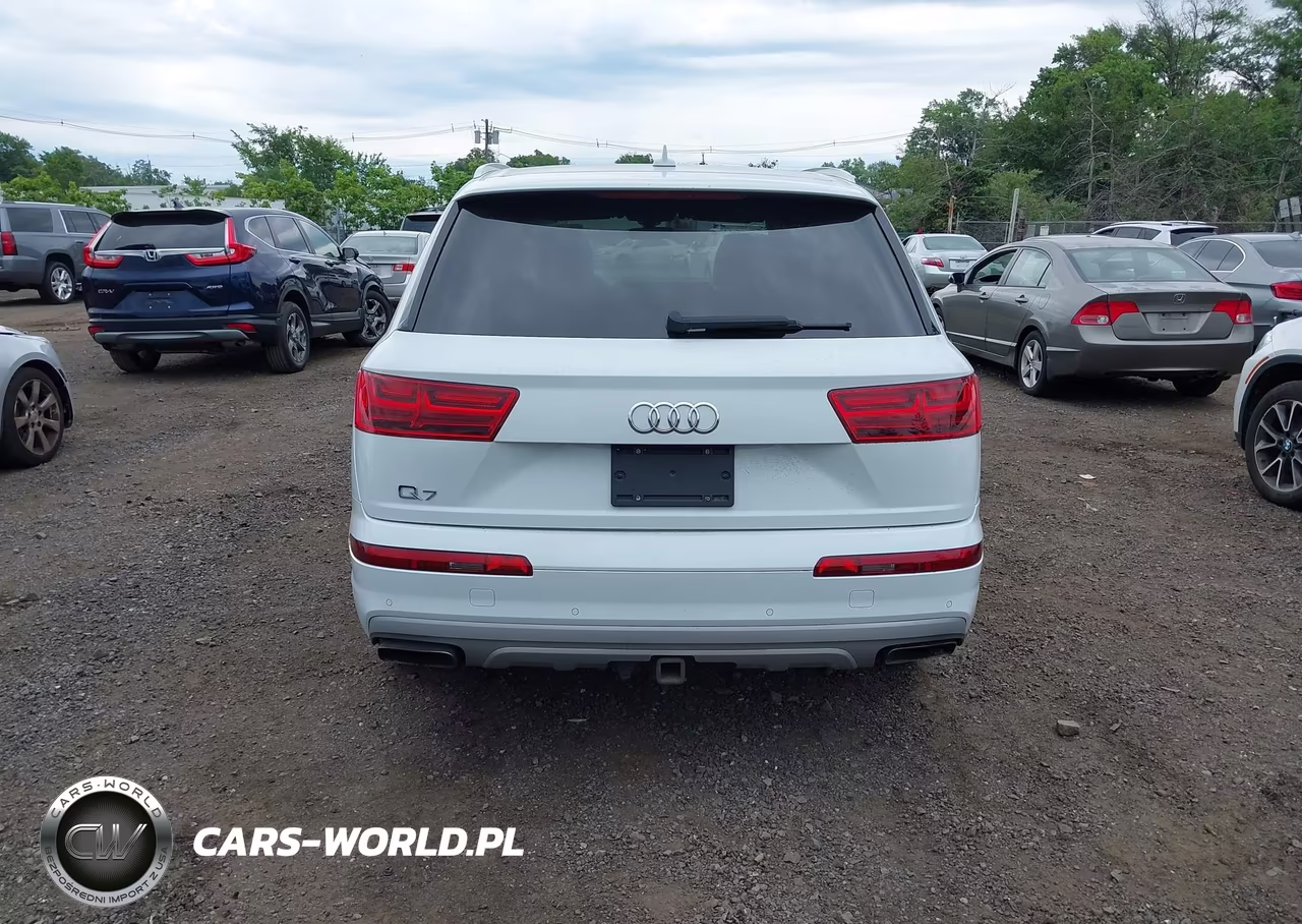 2019 Audi Q7 VIN:WA1LAAF76KD021980 - 16