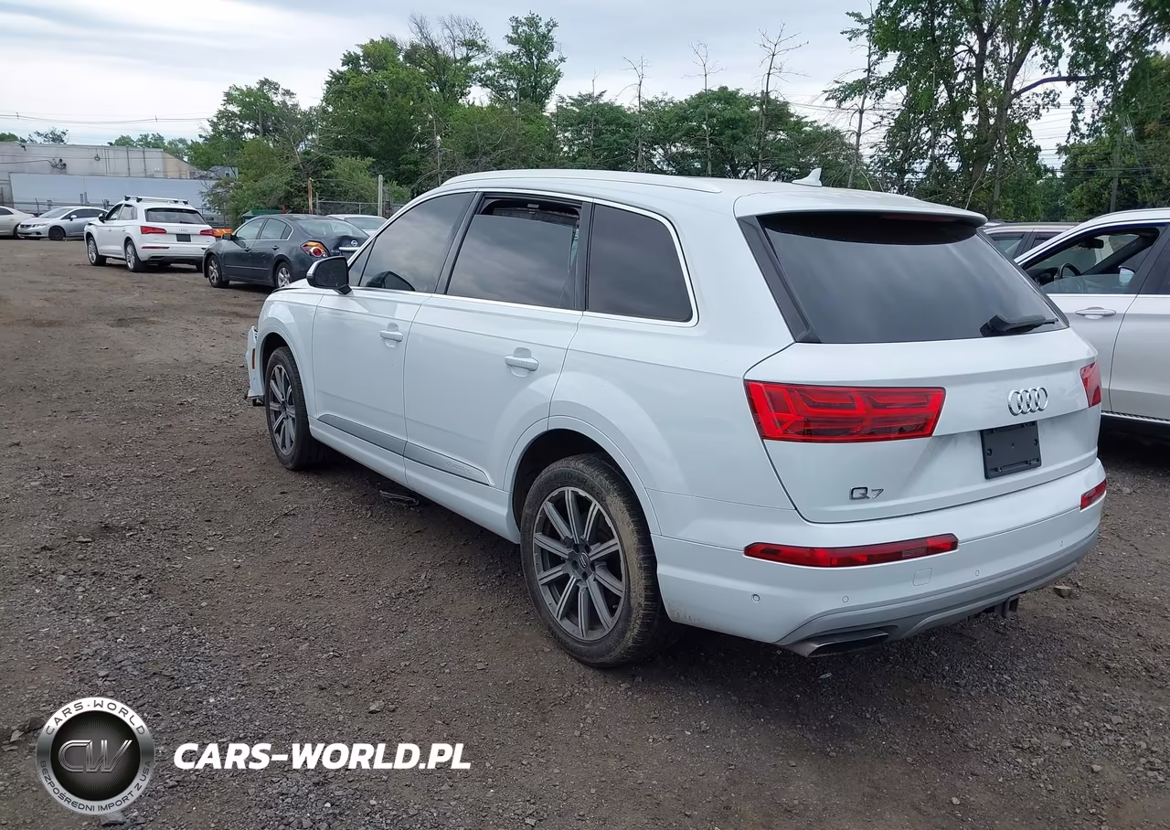 2019 Audi Q7 VIN:WA1LAAF76KD021980 - 3