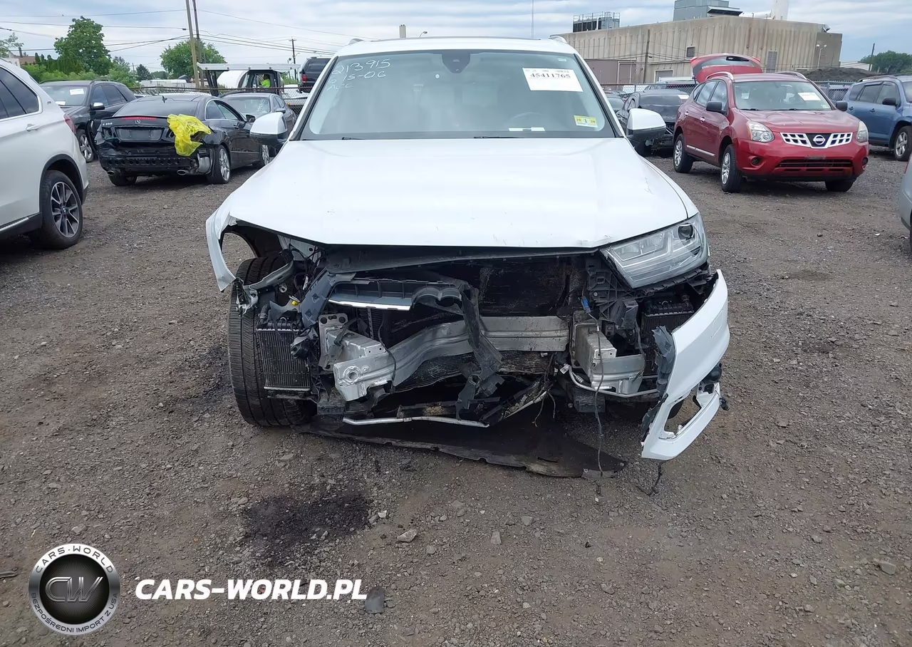 2019 Audi Q7 VIN:WA1LAAF76KD021980 - 6