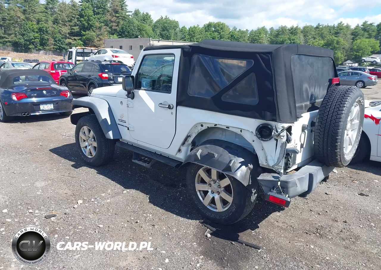 2015 Jeep Wrangler Sport VIN:1C4AJWAG0FL648526 - 3