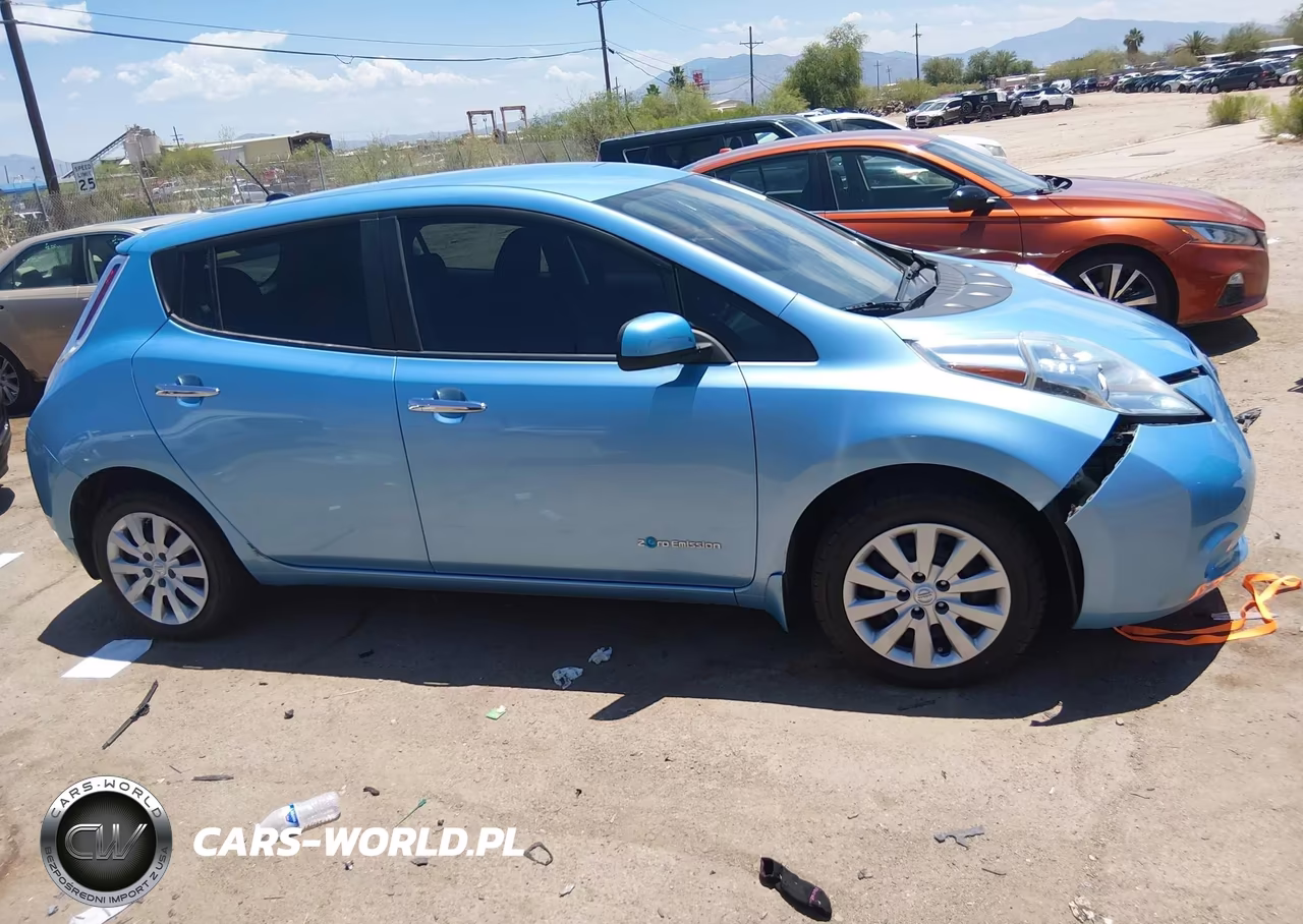 2015 Nissan Leaf S VIN:1N4AZ0CP6FC315532 - 12