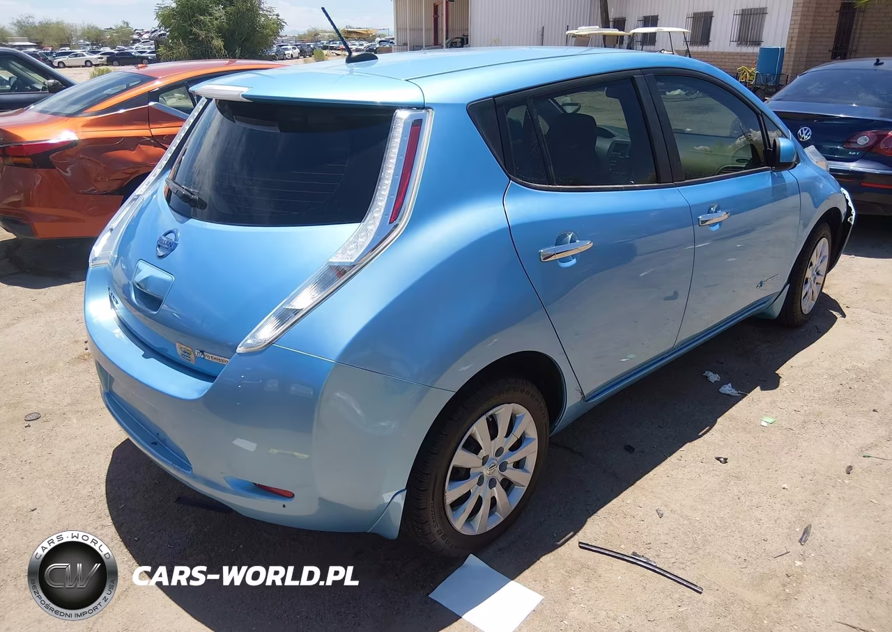 2015 Nissan Leaf S VIN:1N4AZ0CP6FC315532 - 4
