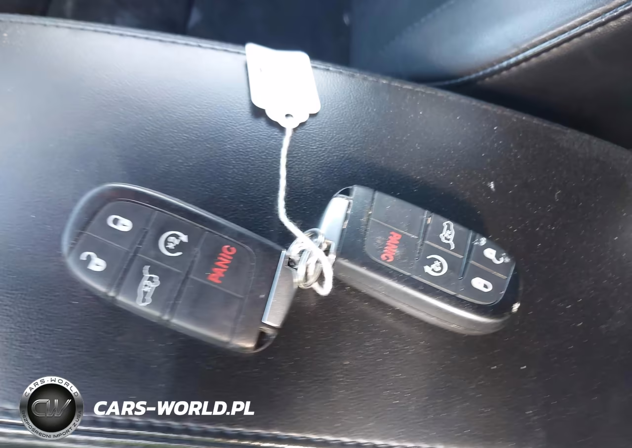 2018 Jeep Grand Cherokee Altitude 4X4 VIN:1C4RJFAG0JC158387 - 11