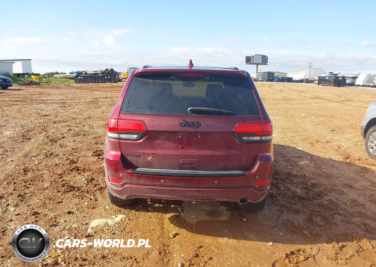 2018 Jeep Grand Cherokee Altitude 4X4 VIN:1C4RJFAG0JC158387 - 17