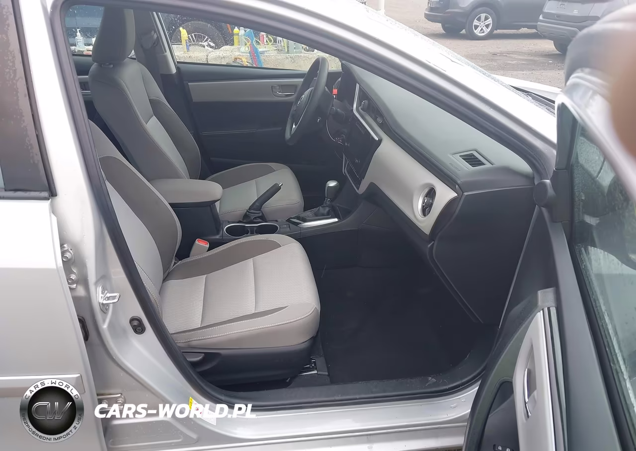 2019 Toyota Corolla Le VIN:2T1BURHE0KC181157 - 5