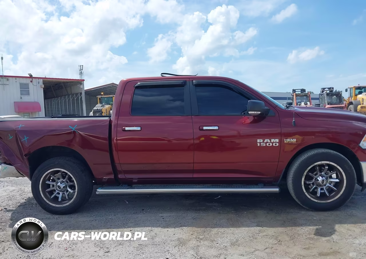 2016 Ram 1500 Lone Star VIN:3C6RR6LT5GG331045 - 13