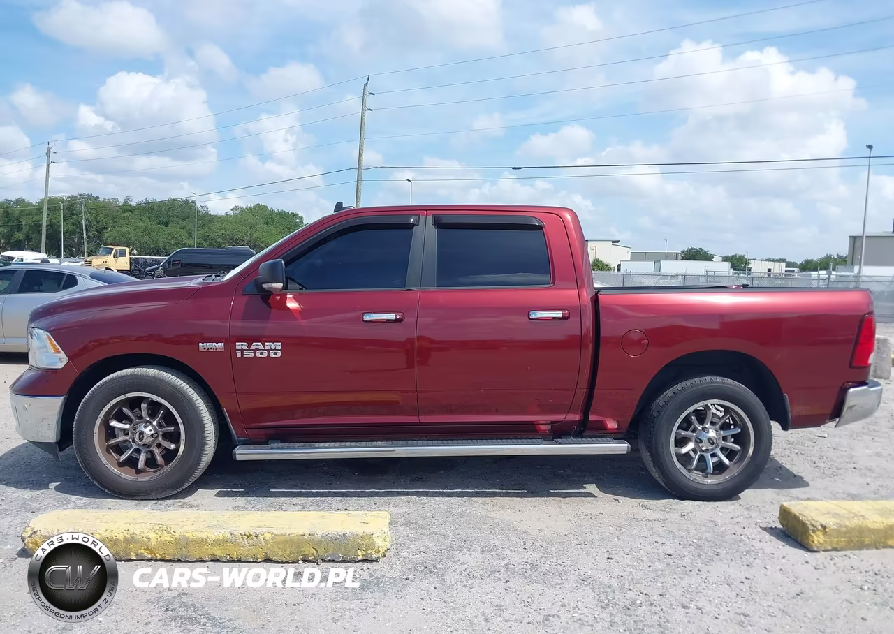 2016 Ram 1500 Lone Star VIN:3C6RR6LT5GG331045 - 14