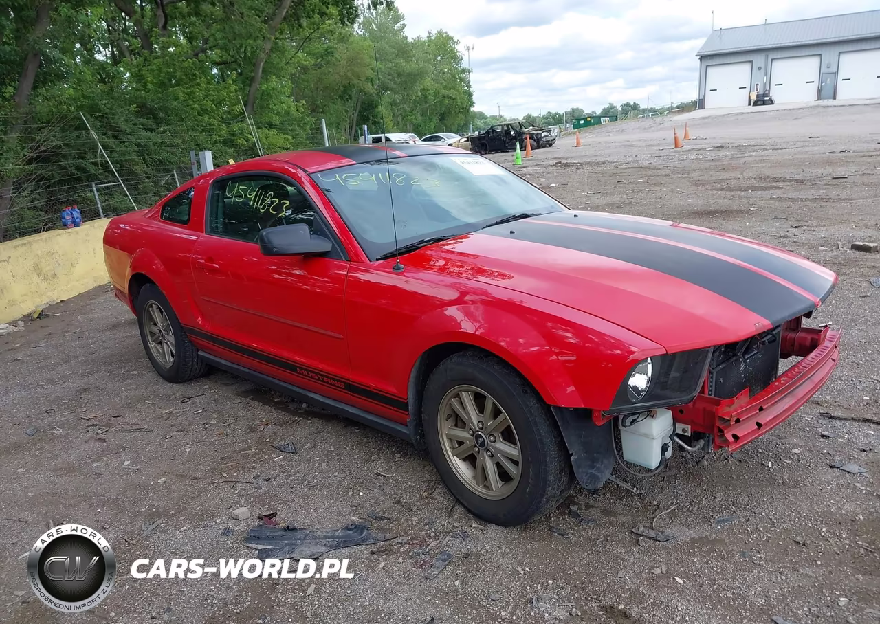 2007 Ford Mustang V6 Deluxe-V6 Premium
