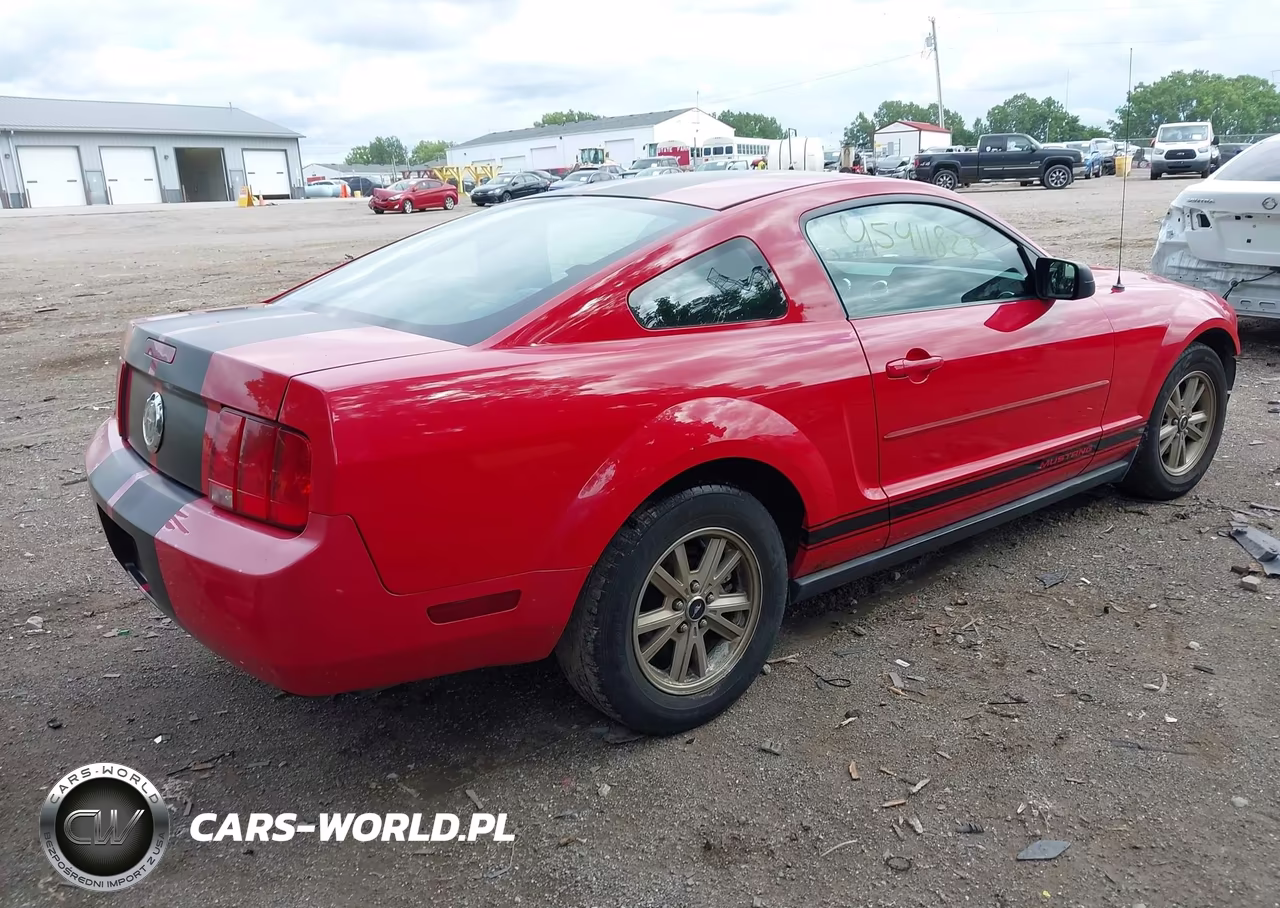 2007 Ford Mustang V6 Deluxe-V6 Premium VIN:1ZVFT80N475280883 - 4