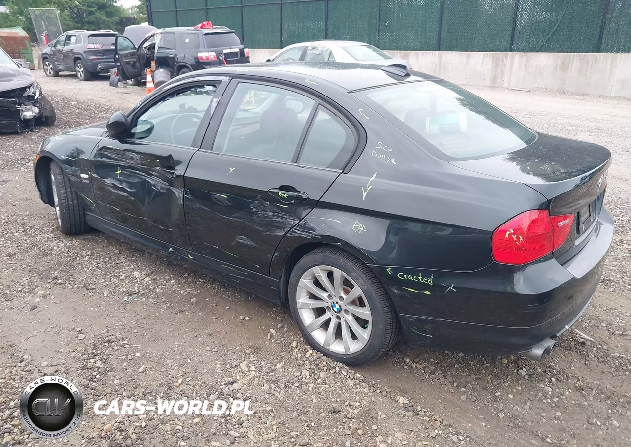 2011 BMW 328I xDrive VIN:WBAPK7C5XBA972224 - 3