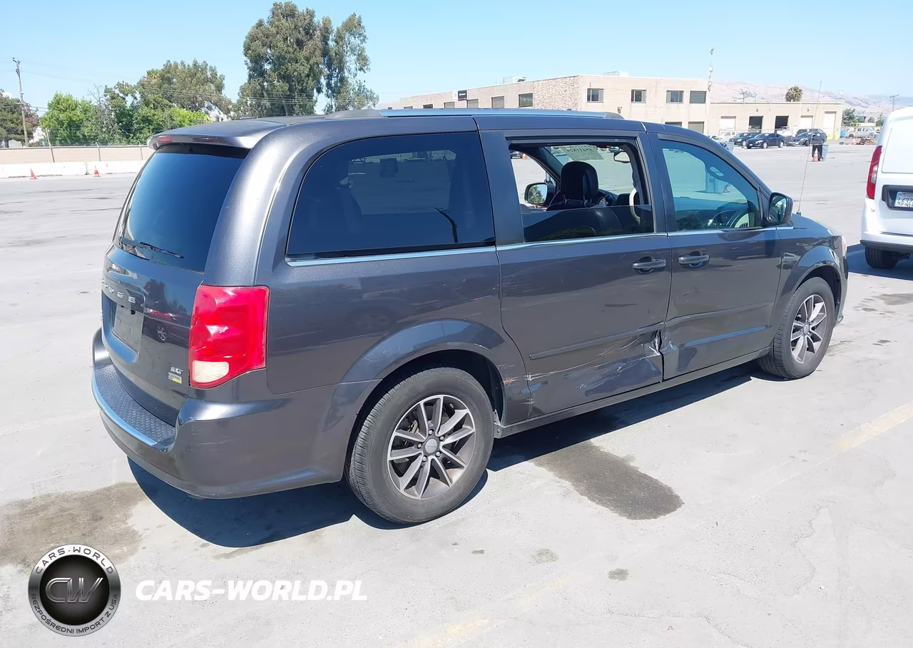 2017 Dodge Grand Caravan Sxt VIN:2C4RDGCGXHR790728 - 4