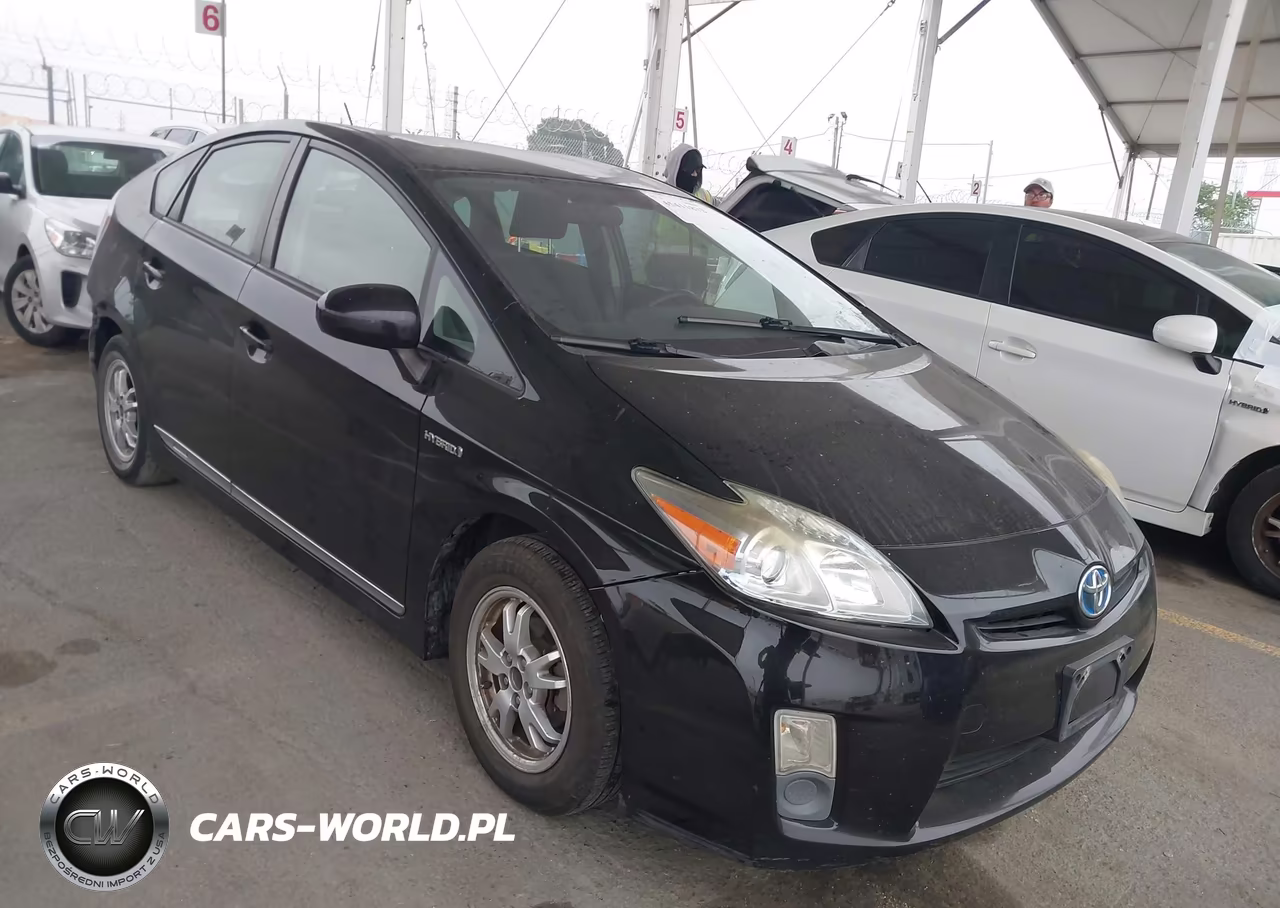 2011 Toyota Prius Three – zdjęcie 1 z 21
