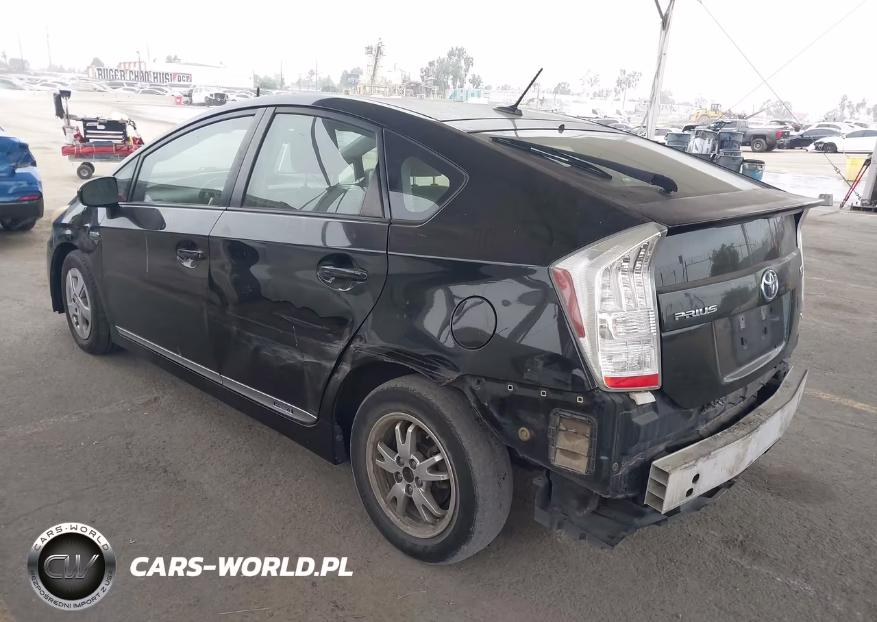 2011 Toyota Prius Three VIN:JTDKN3DU1B5369898 - 3