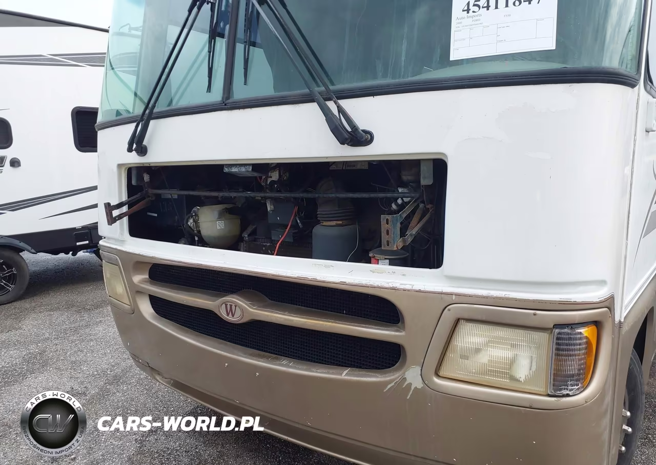 2000 Ford F550 Super Duty Stripped Chass VIN:1FCMF53S0Y0A01905 - 12