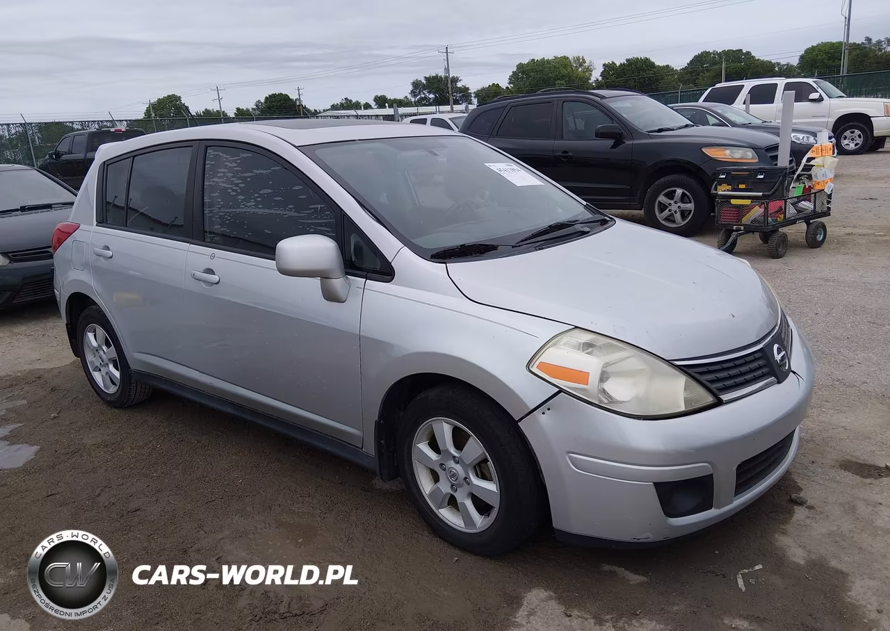 2008 Nissan Versa 1.8Sl – zdjęcie 1 z 12