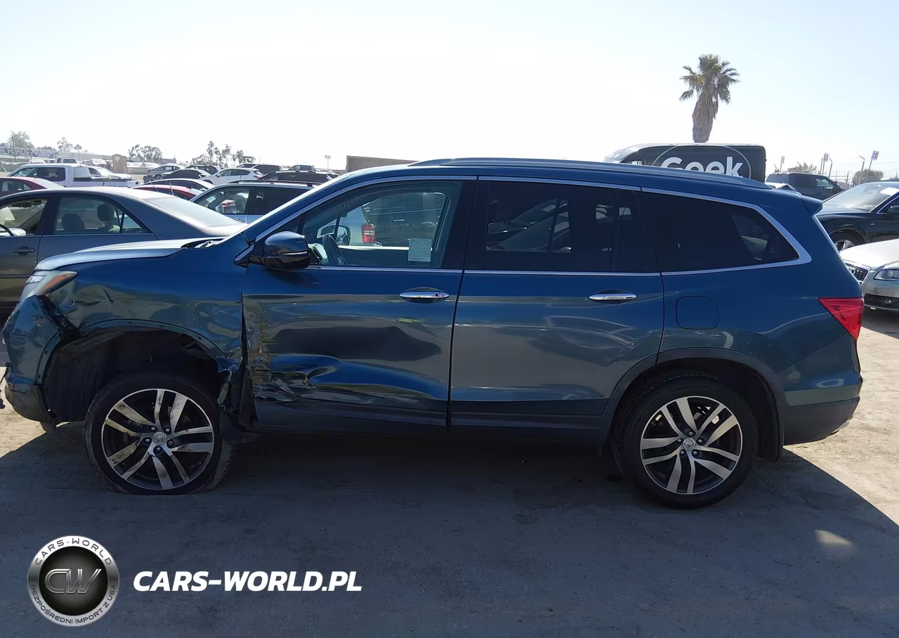 2016 Honda Pilot Touring VIN:5FNYF5H91GB059376 - 14