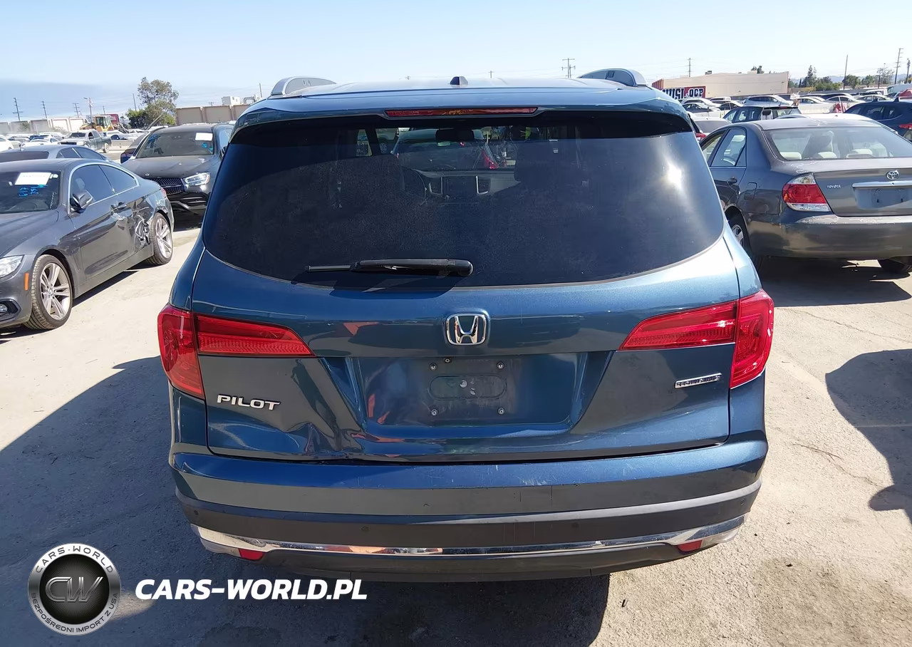 2016 Honda Pilot Touring VIN:5FNYF5H91GB059376 - 16