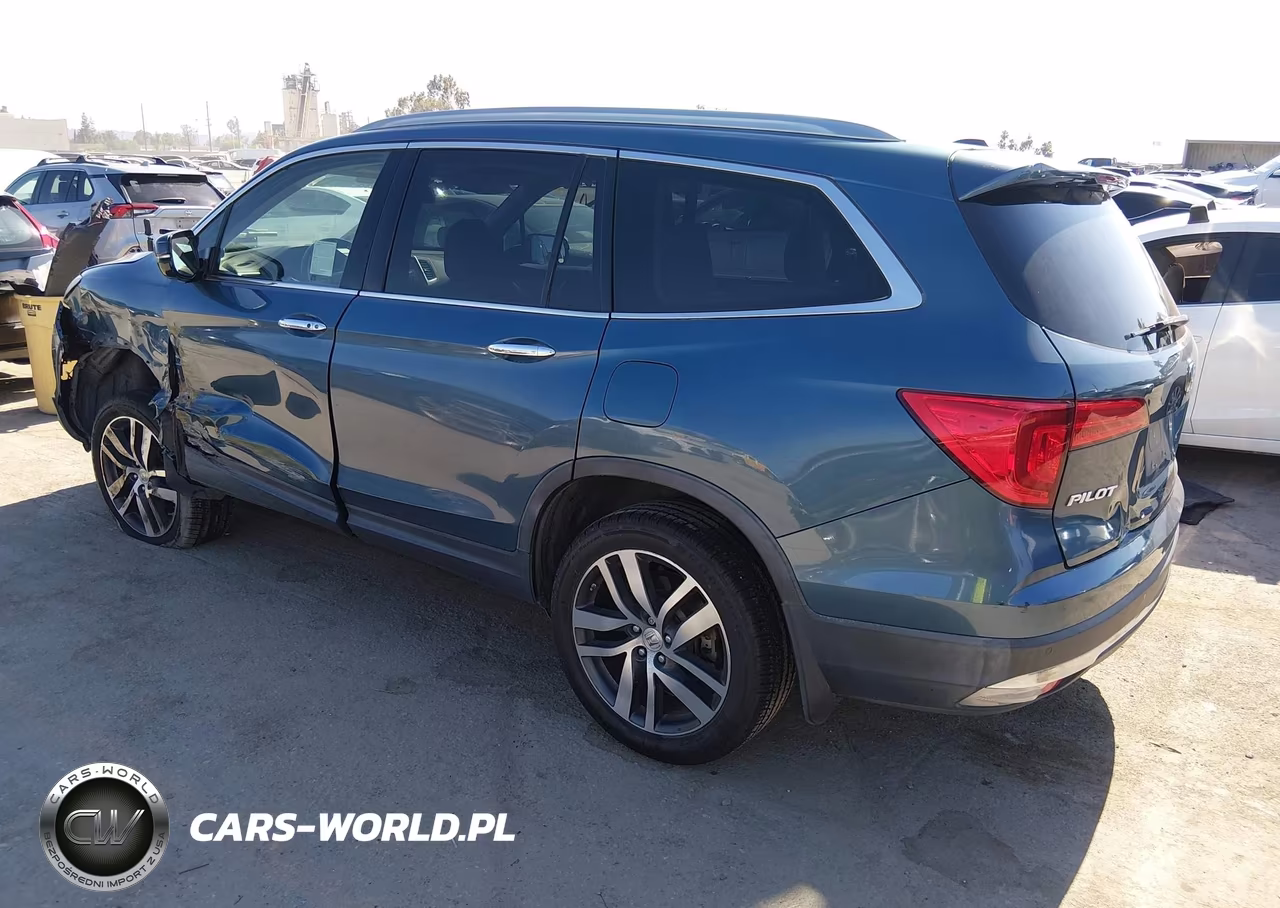 2016 Honda Pilot Touring VIN:5FNYF5H91GB059376 - 3