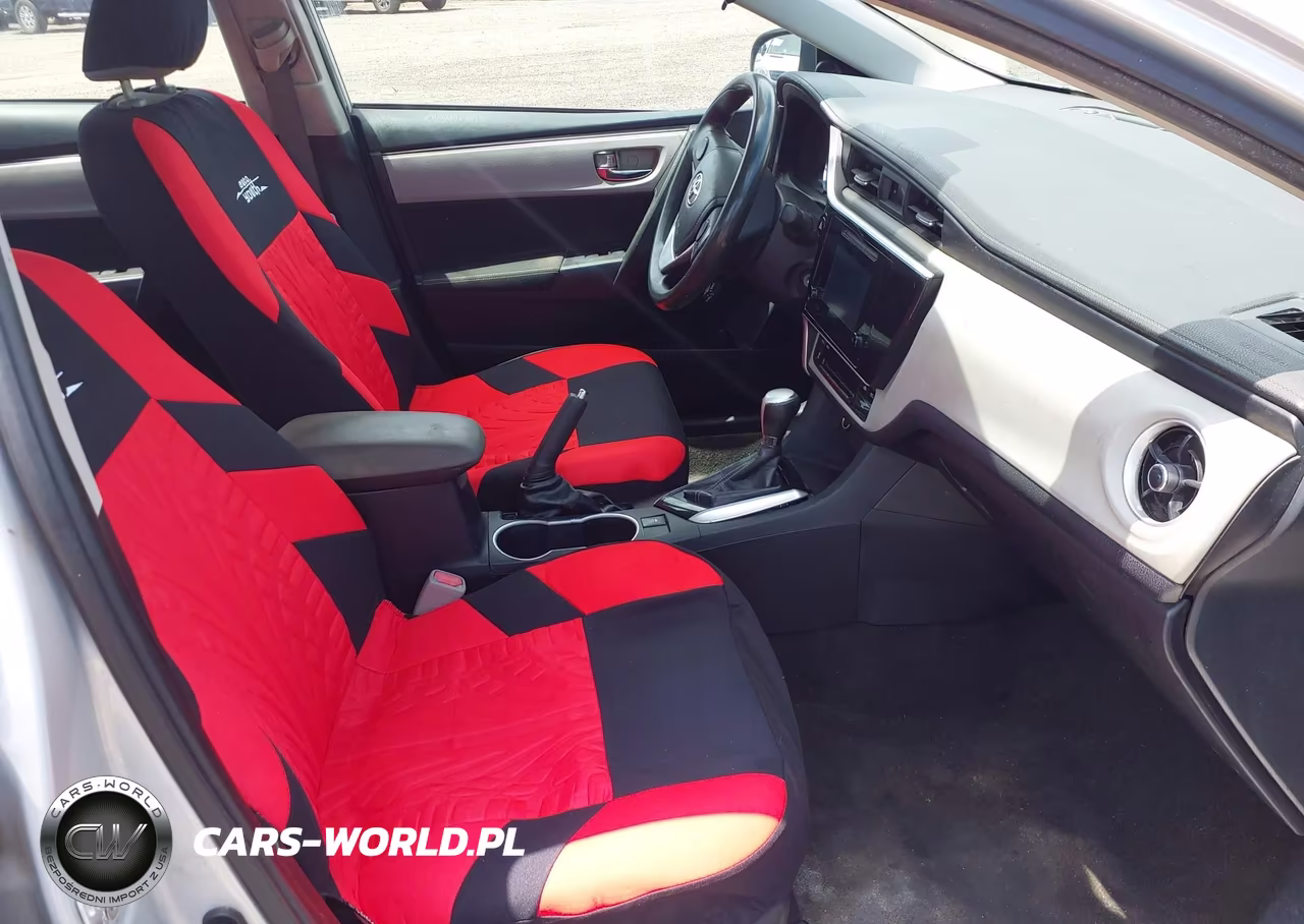 2018 Toyota Corolla Le VIN:2T1BURHE3JC979392 - 5