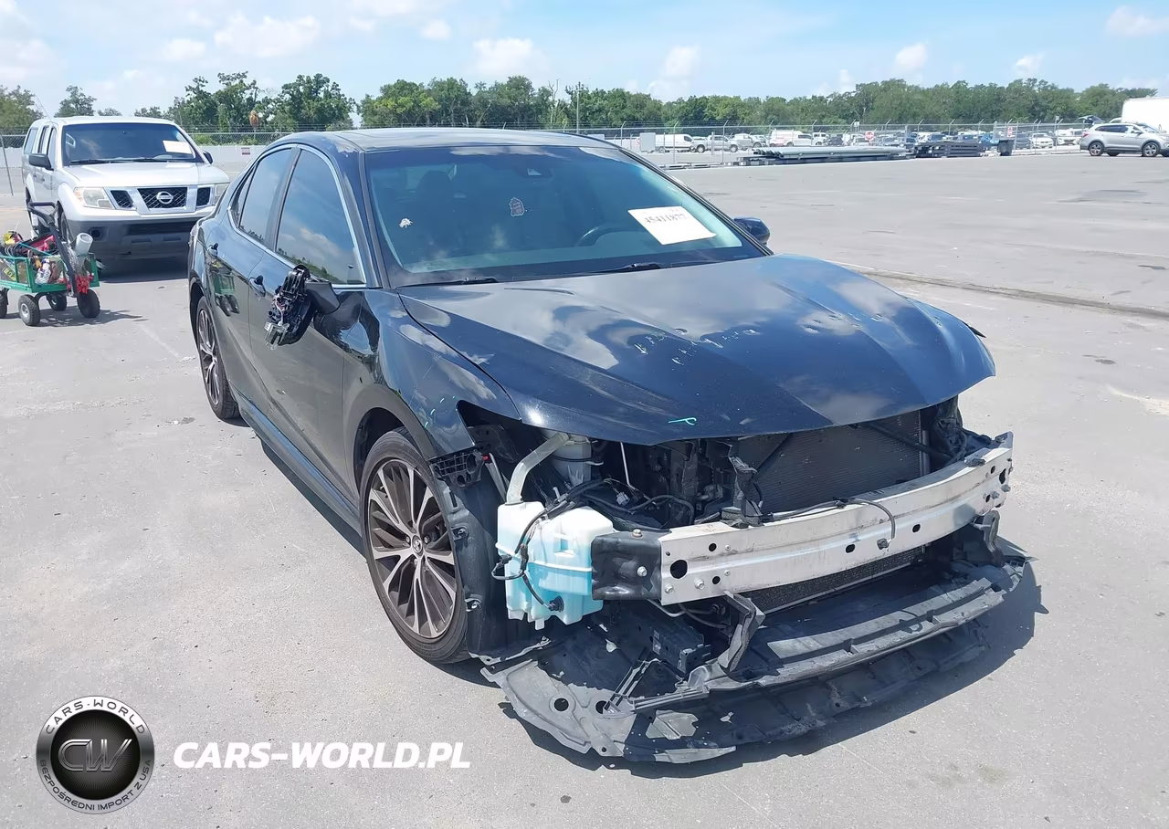 2018 Toyota Camry Se – zdjęcie 1 z 22