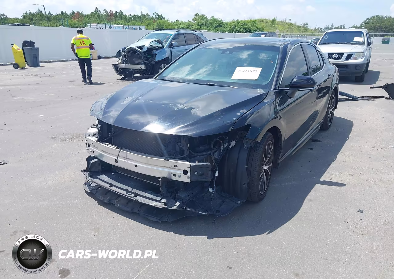 2018 Toyota Camry Se VIN:4T1B11HK8JU642523 - 2