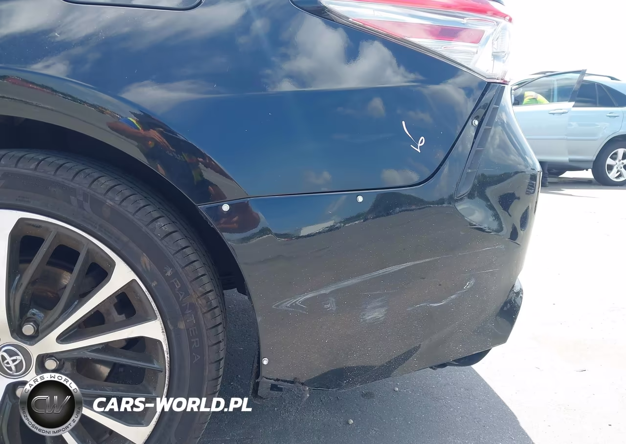 2018 Toyota Camry Se VIN:4T1B11HK8JU642523 - 21