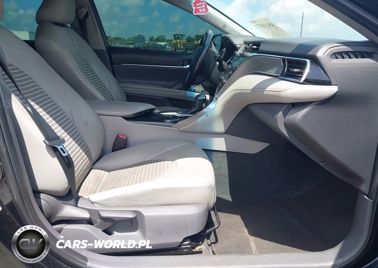 2018 Toyota Camry Se VIN:4T1B11HK8JU642523 - 5