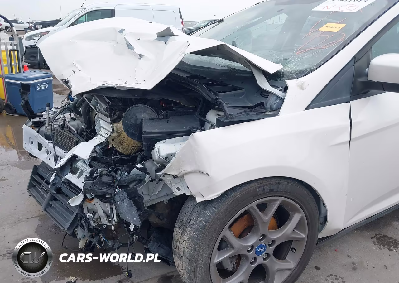 2016 Ford Focus S VIN:1FADP3E22GL376612 - 20