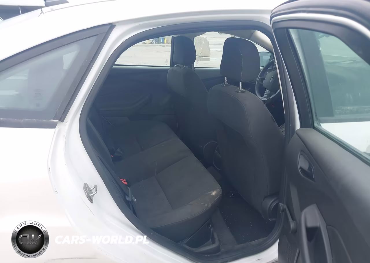 2016 Ford Focus S VIN:1FADP3E22GL376612 - 8