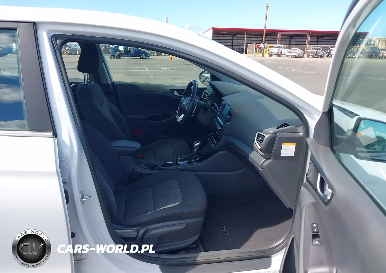 2019 Hyundai Ioniq Hybrid Sel VIN:KMHC75LC6KU106763 - 5