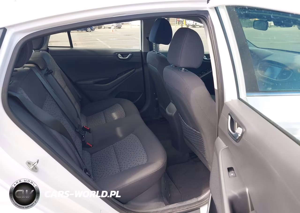 2019 Hyundai Ioniq Hybrid Sel VIN:KMHC75LC6KU106763 - 8