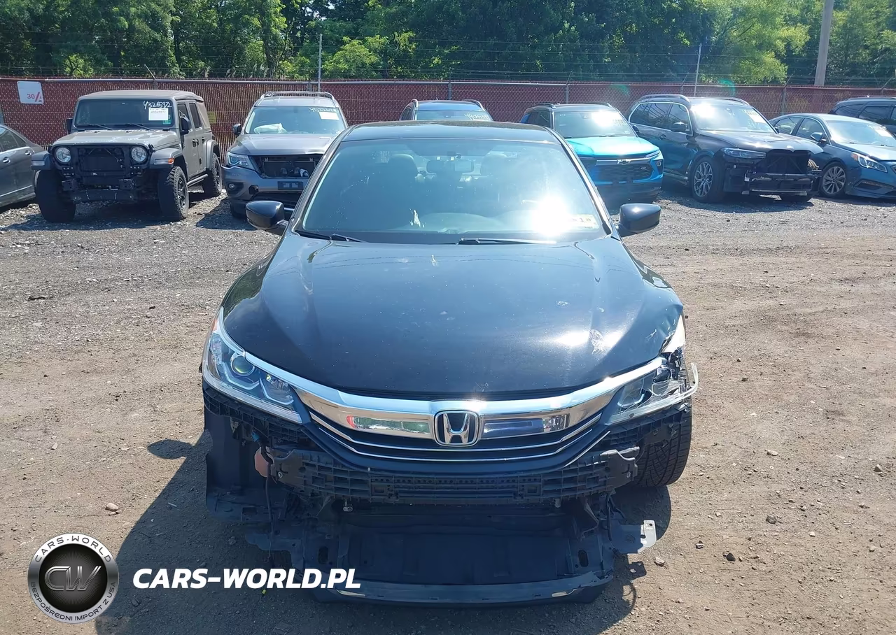 2017 Honda Accord Sport VIN:1HGCR2F50HA148500 - 12