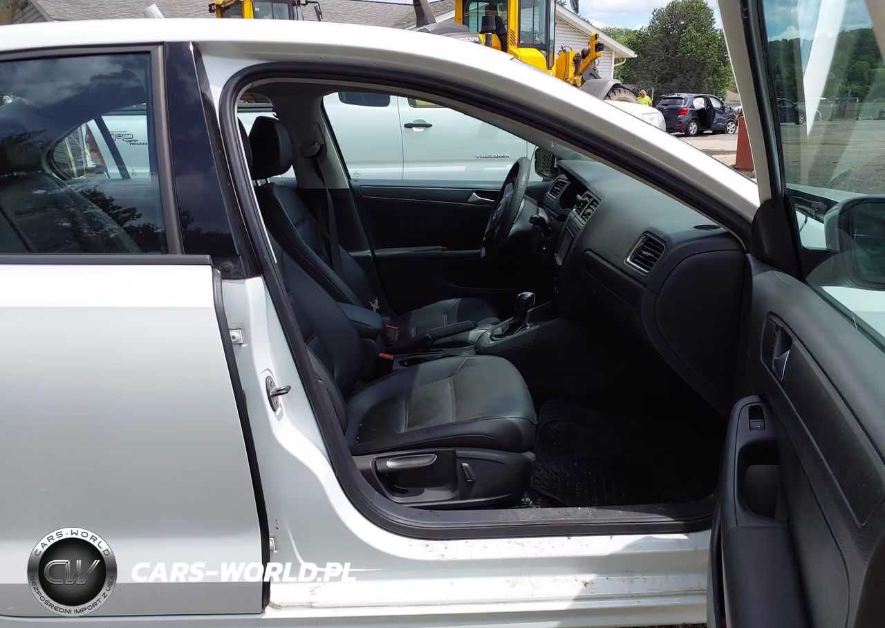 2014 Volkswagen Jetta 1.8T Se VIN:3VWD17AJ8EM418466 - 5