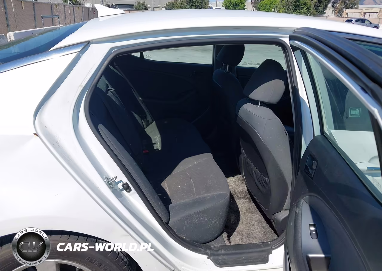 2015 Kia Optima Lx VIN:KNAGM4A71F5653516 - 8