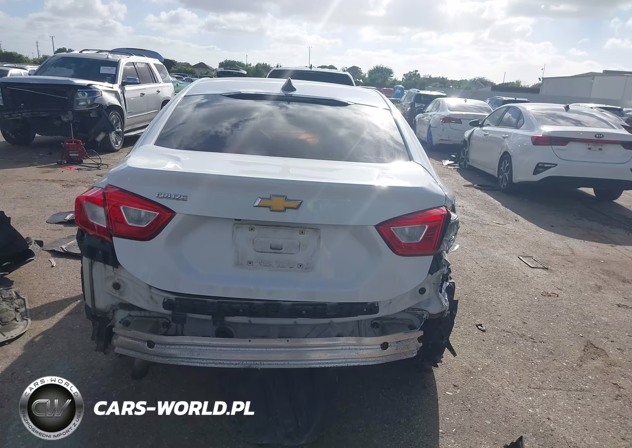 2018 Chevrolet Cruze Ls Auto VIN:1G1BC5SM2J7154028 - 16