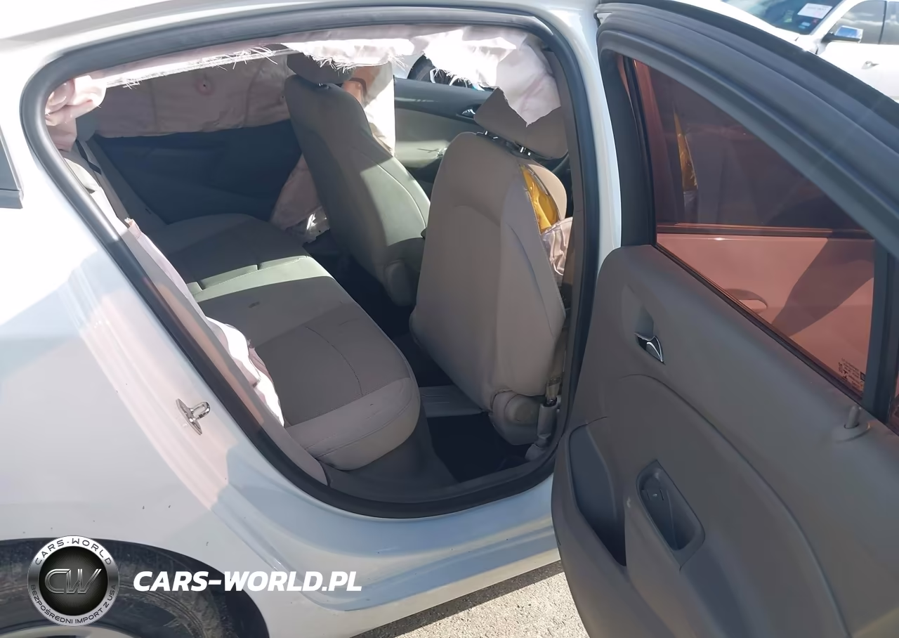 2018 Chevrolet Cruze Ls Auto VIN:1G1BC5SM2J7154028 - 8