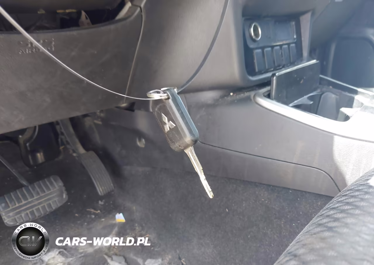 2018 Mitsubishi Outlander Es-Le-Se-Sel VIN:JA4AZ3A32JZ071180 - 11