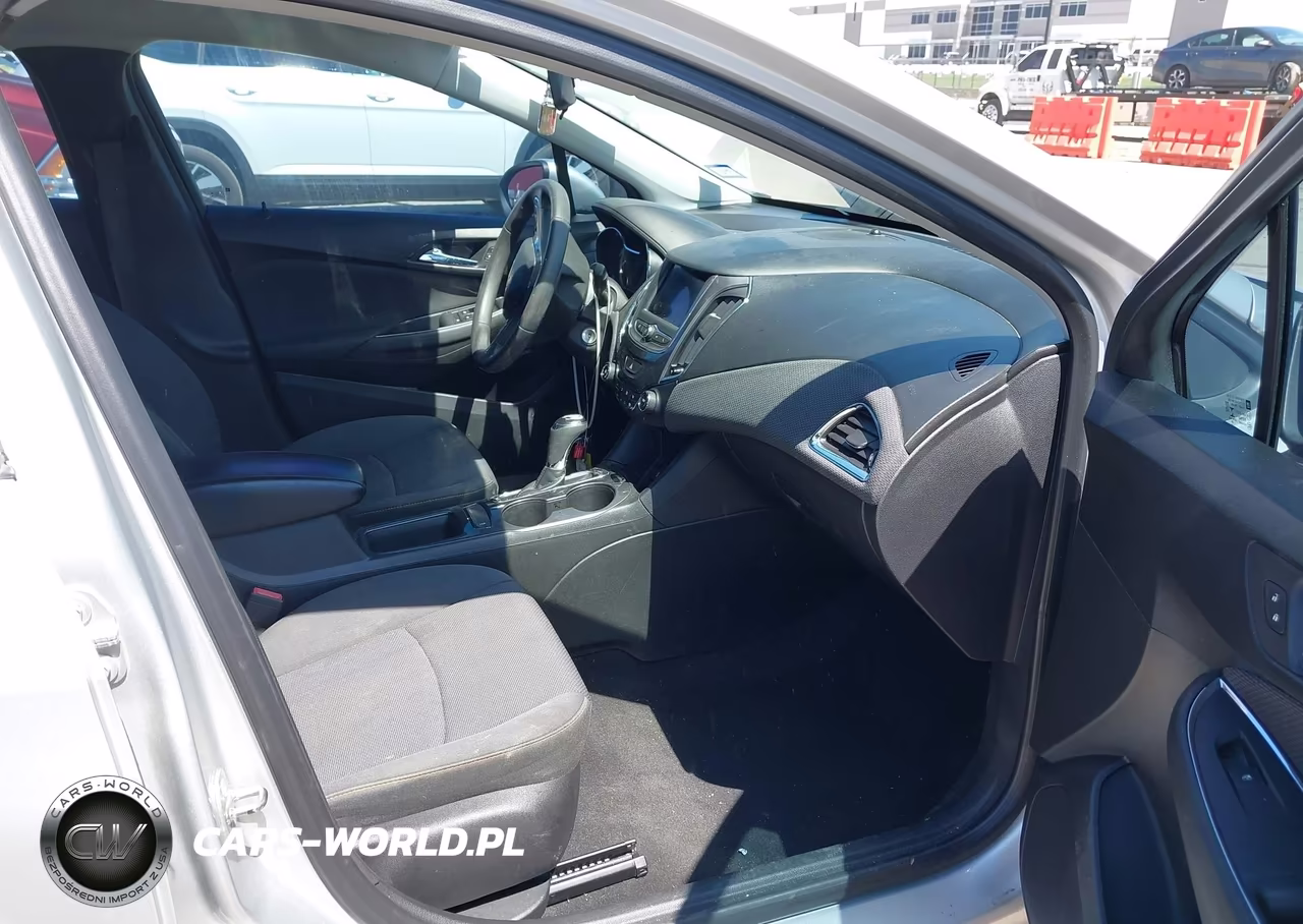 2019 Chevrolet Cruze Ls VIN:1G1BC5SM6K7151599 - 5