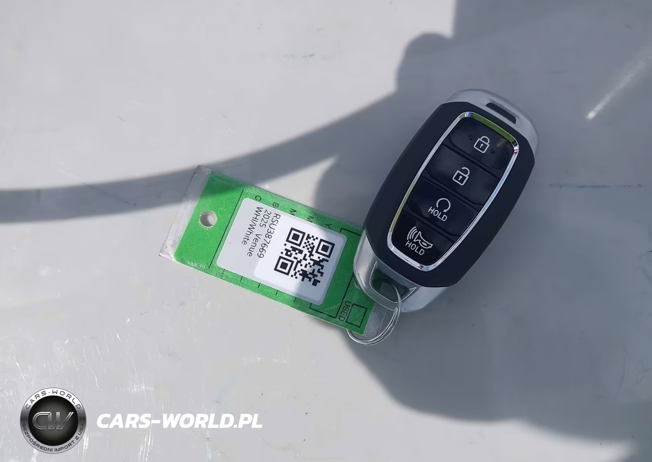 2025 Hyundai Venue Sel VIN:KMHRC8A31SU387669 - 11