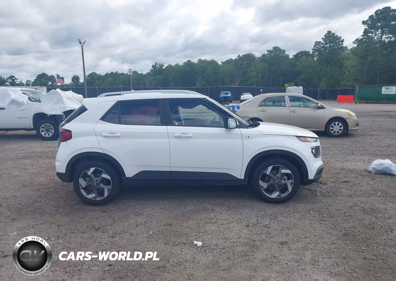 2025 Hyundai Venue Sel VIN:KMHRC8A31SU387669 - 13