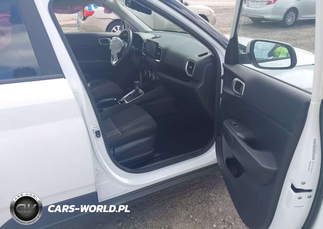 2025 Hyundai Venue Sel VIN:KMHRC8A31SU387669 - 5