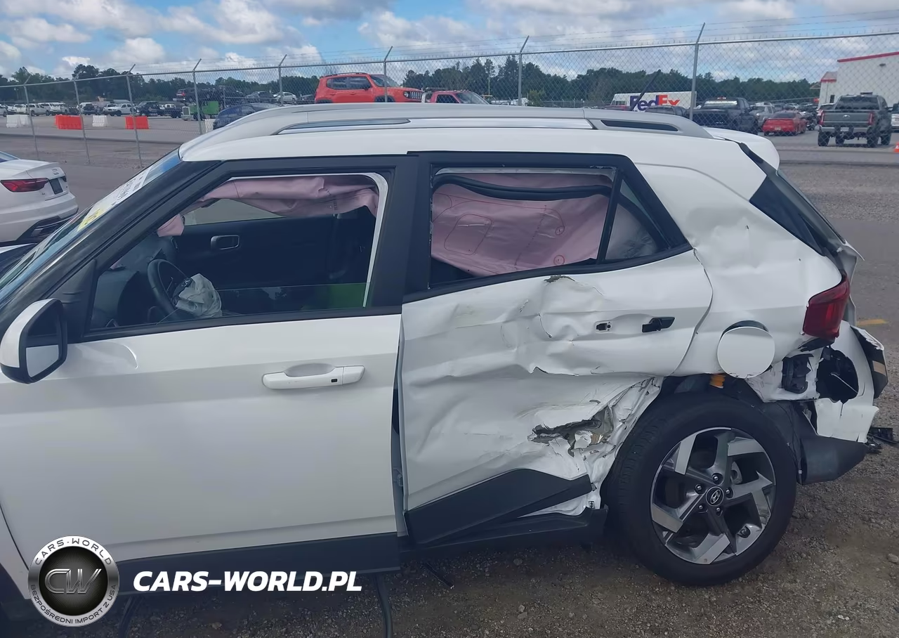 2025 Hyundai Venue Sel VIN:KMHRC8A31SU387669 - 6