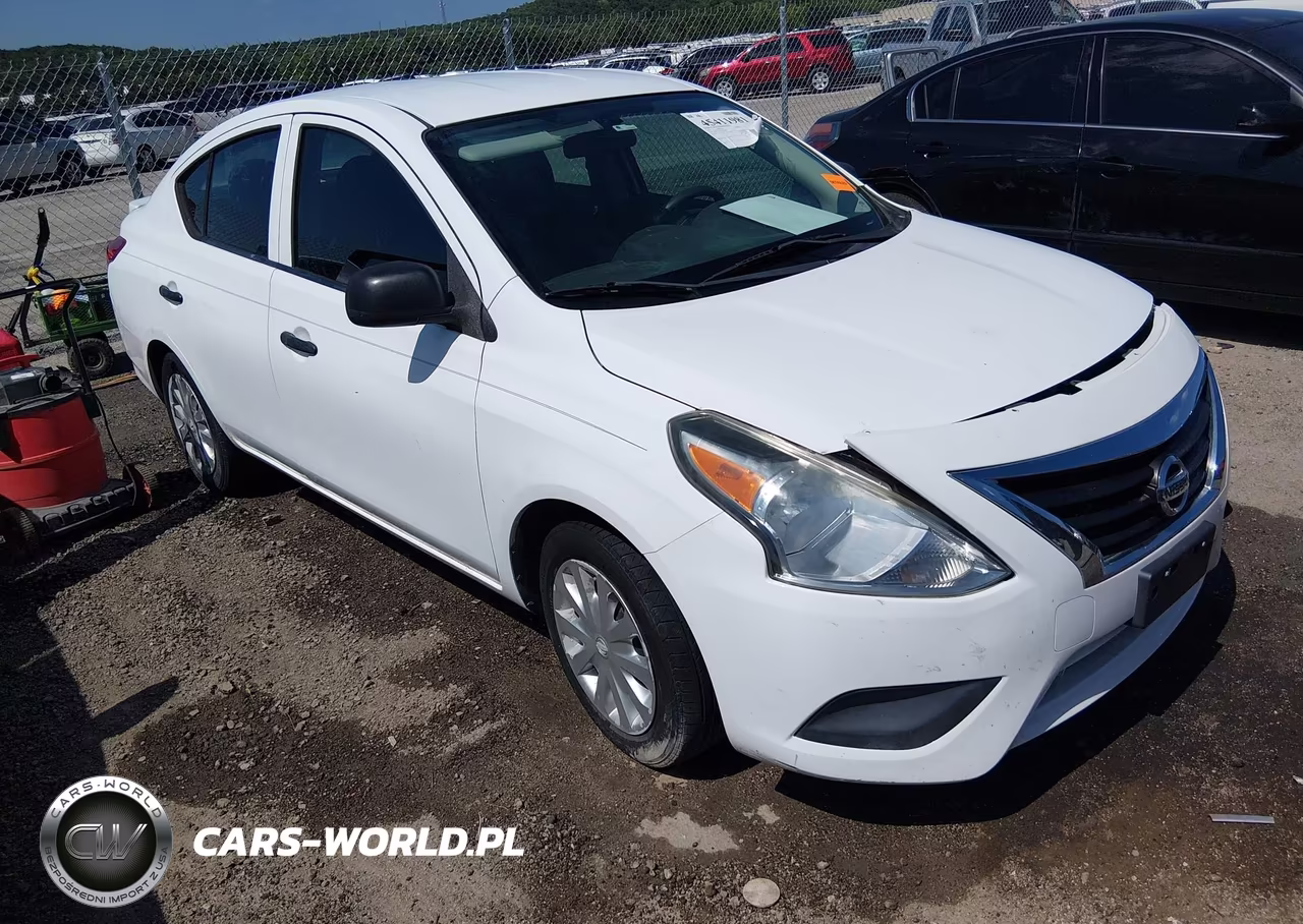 2015 Nissan Versa 1.6 S+ – zdjęcie 1 z 16