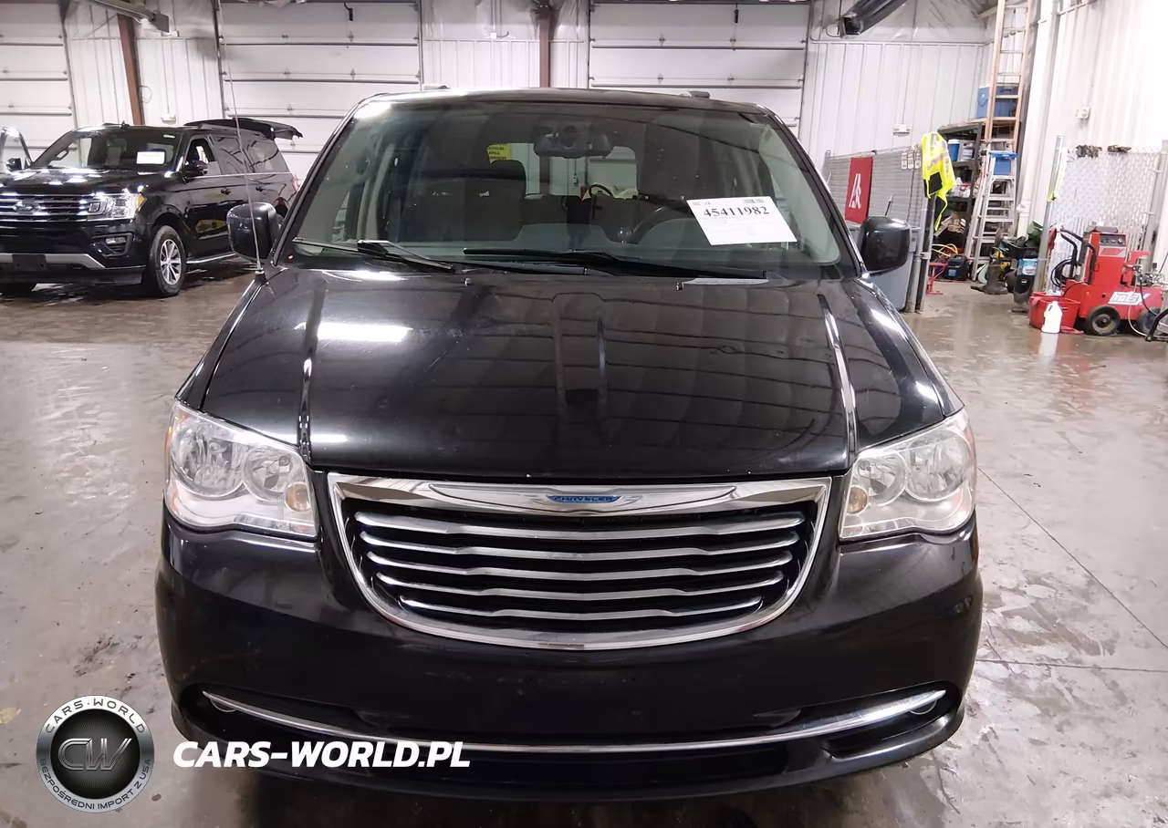 2015 Chrysler Town & Country Touring VIN:2C4RC1BG6FR562689 - 12
