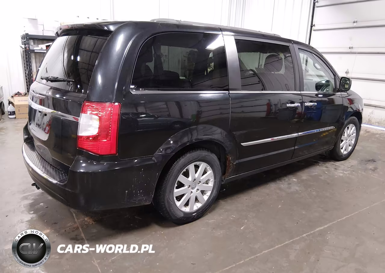 2015 Chrysler Town & Country Touring VIN:2C4RC1BG6FR562689 - 4