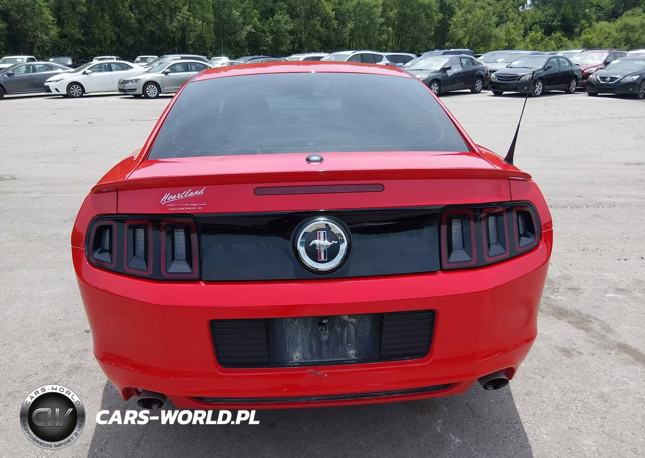 2013 Ford Mustang V6 Premium VIN:1ZVBP8AM1D5259347 - 17