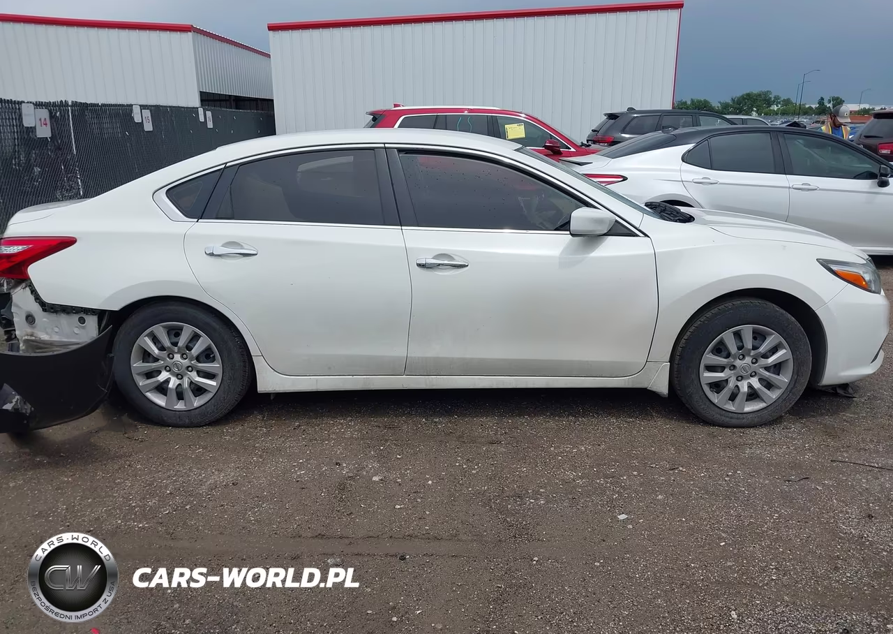 2017 Nissan Altima 2.5 S VIN:1N4AL3AP4HN338742 - 13